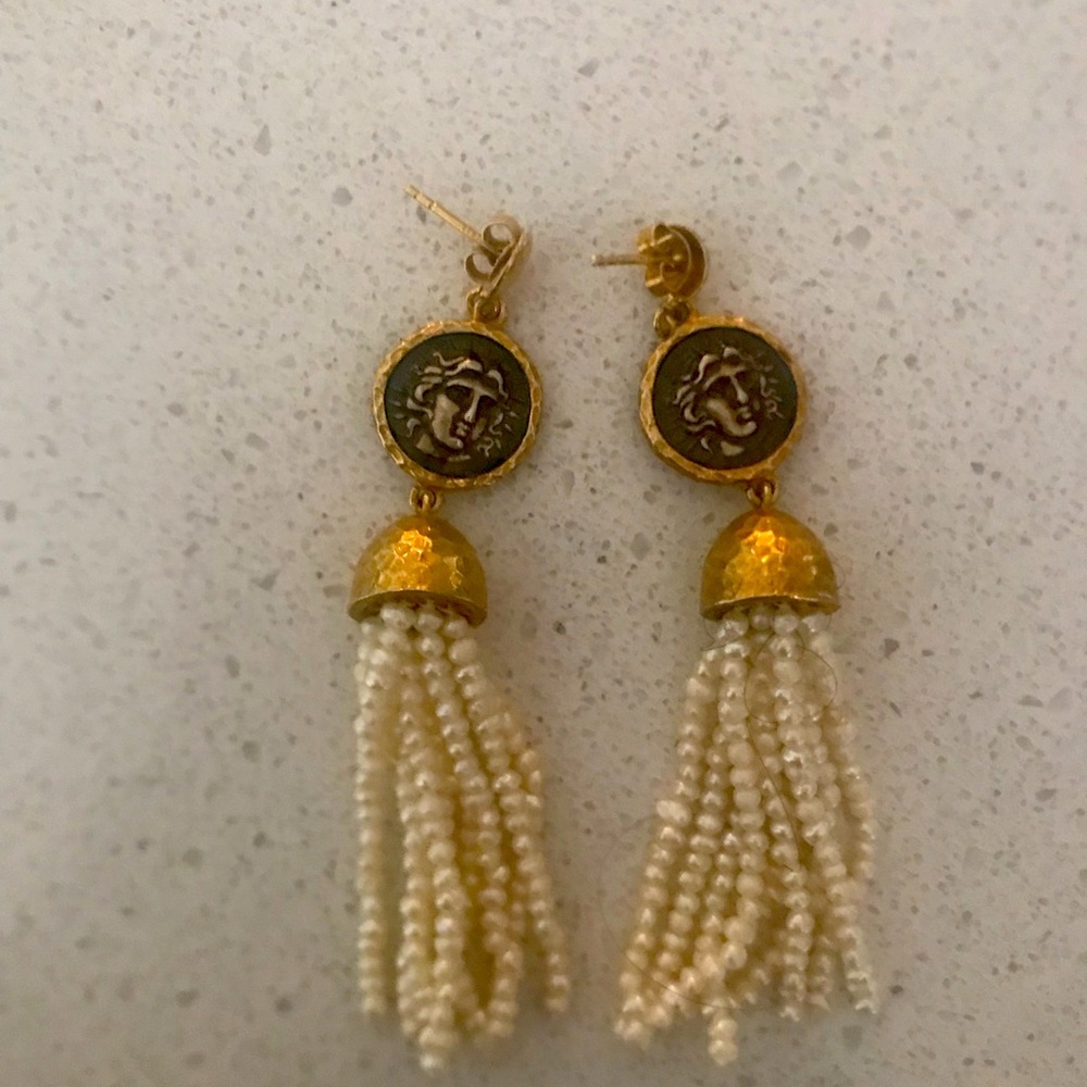 Ain Tap Turkish earrings